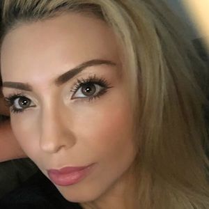 Meet your Posher, Gina